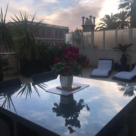 Appartement Terrasse Dans Palace Centre Ville Мантон Екстер'єр фото