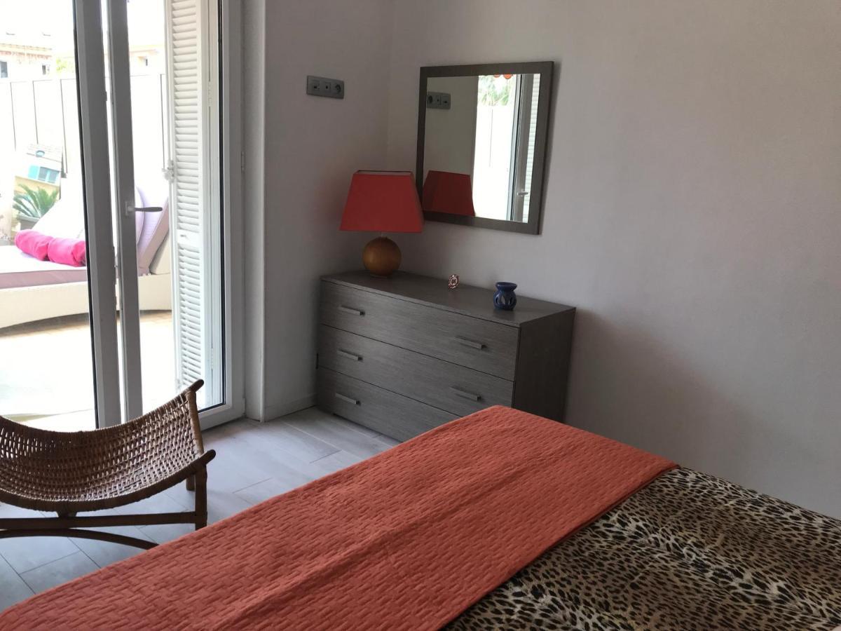 Appartement Terrasse Dans Palace Centre Ville Мантон Екстер'єр фото
