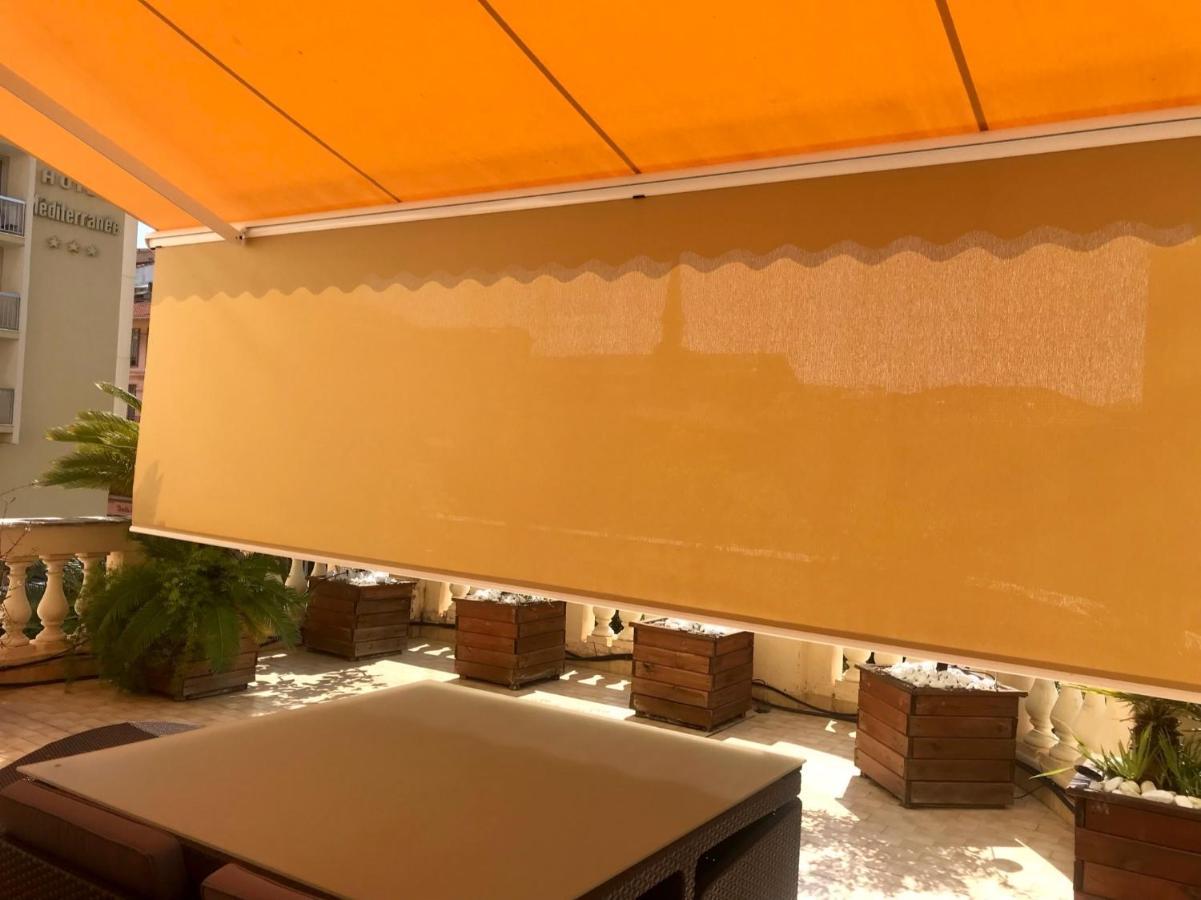 Appartement Terrasse Dans Palace Centre Ville Мантон Екстер'єр фото